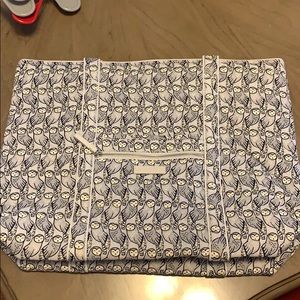 Vera Bradley Vera Tote